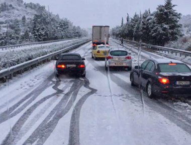 Νέα απαγόρευση στην κυκλοφορία βαρέων οχημάτων στην Αθηνών-Πατρών και Κορίνθου-Πατρών